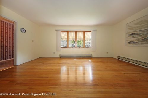 93 Poricy Ln, Tinton Falls NJ  07701-5312 exterior