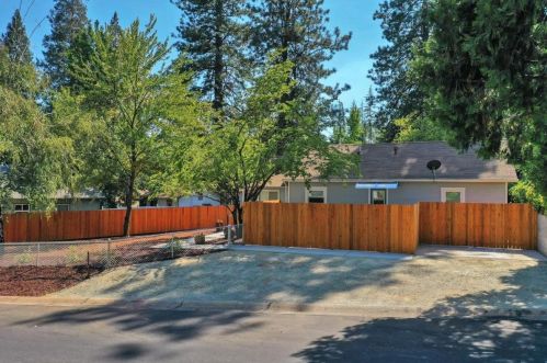 516 Packard Dr, Grass Valley CA  95945-7023 exterior