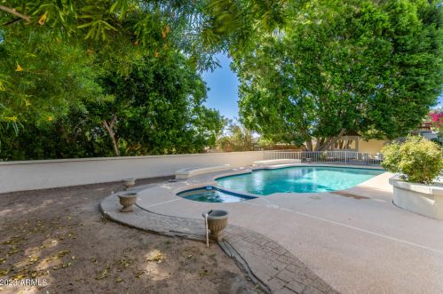 14432 12 St, Phoenix AZ 85022-3137 exterior