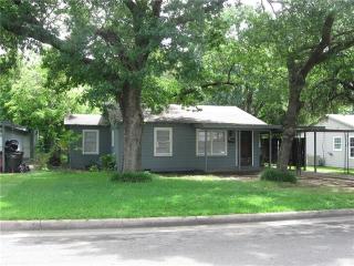 6045 Sundown Dr, Fort Worth TX  76114-3123 exterior