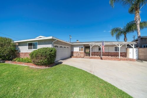 8841 Aberdeen Ln, Garden Grove, CA 92841-2305