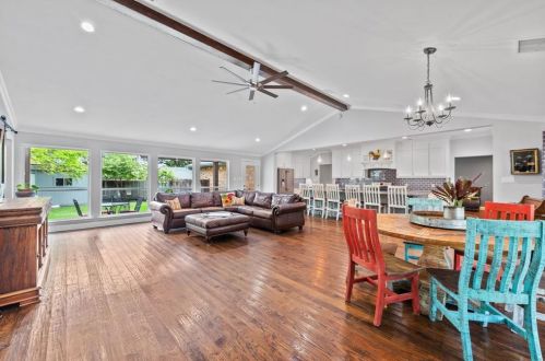 906 Lakeview Dr, Richardson TX  75080-4908 exterior