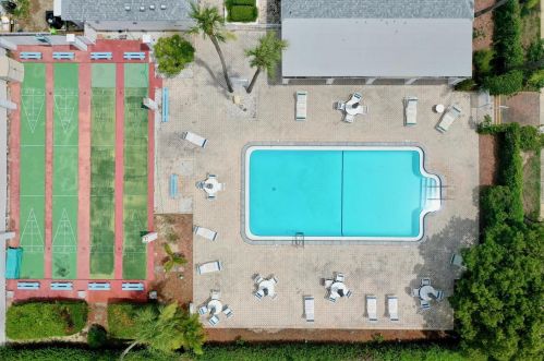 4233 Richmere Dr, New Port Richey FL  34652-5637 exterior