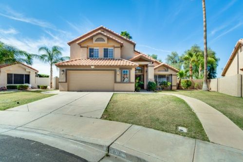 108 Morning Ridge Dr, Gilbert, AZ 85296-1135
