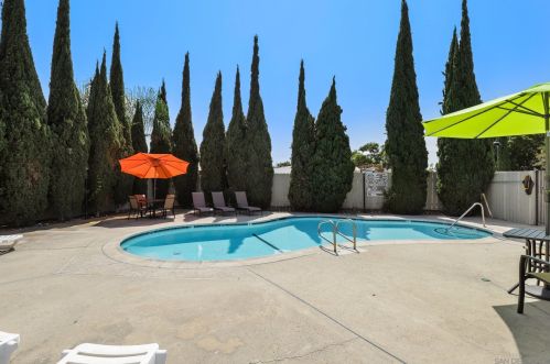 4555 71st St, La Mesa CA 91942-8571 exterior