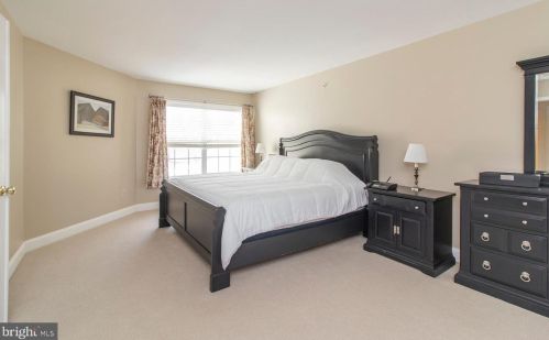 830 Creekview Dr, Blue Bell PA 19422-2729 exterior