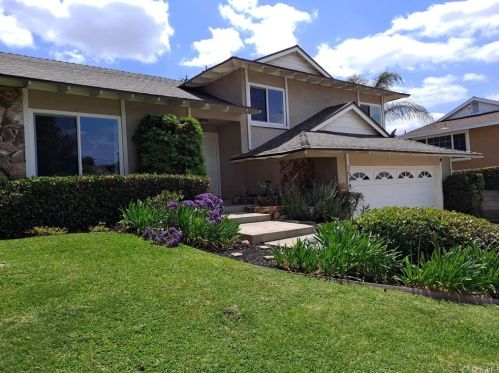 1514 Palm Dr, Covina, CA 91724-3116