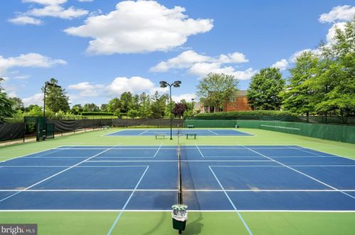 5433 Rodriquez Ln, Haymarket VA  20169-6100 exterior