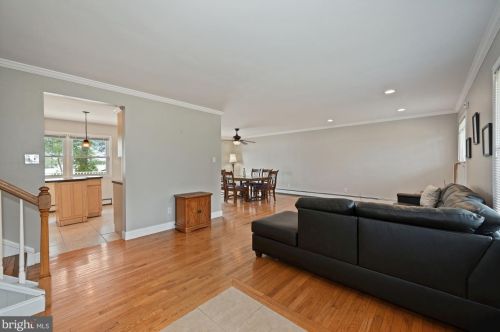 100 Spring Ter, Browns Mills NJ  08015-6502 exterior