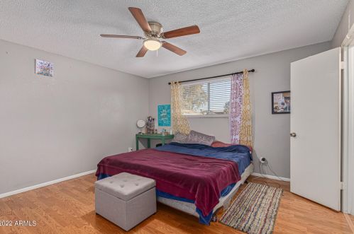 5222 41st Dr, Phoenix AZ  85019-2411 exterior