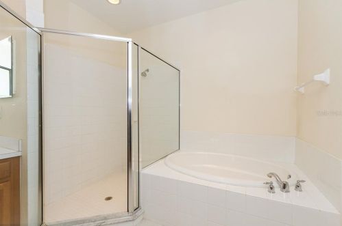 3909 Ashworth Pl, Lakeland FL  33810-3835 exterior