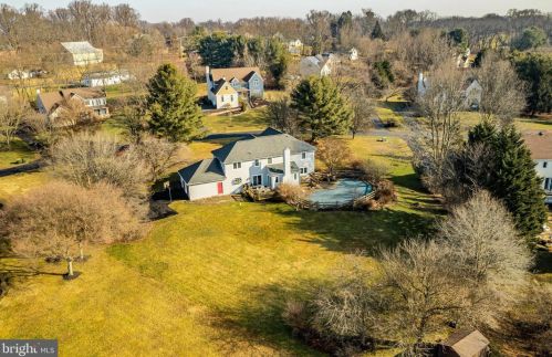 112 Quail Ln, Kennett Sq PA  19348-2652 exterior
