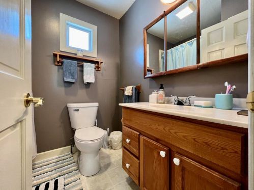 3658 89, Milwaukee WI 53228-1533 exterior