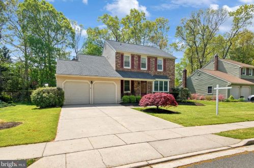 9 Rushwick Rd, Mount Laurel, NJ 08054-3308