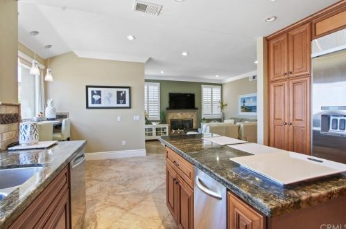 2225 Calle Margarita, San Dimas CA 91773-4468 exterior