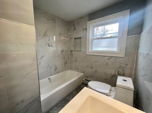 60 Heath Ave, Warwick RI  02888-1121 exterior