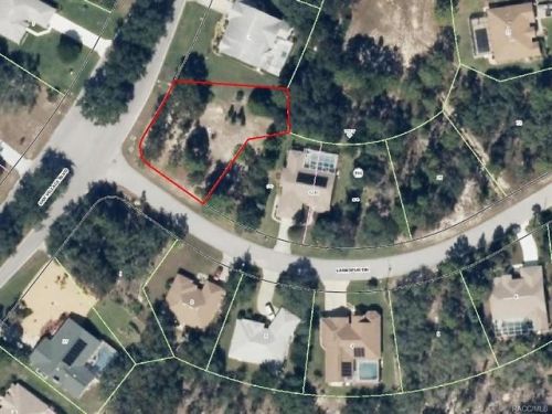 2 Larkspur Dr, Homosassa, FL 34446-5521
