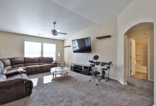 2485 Rolling Hills Dr, Covington KY  41017-5149 exterior