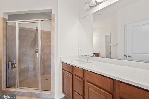 7366 Brunson Cir, Gainesville VA 20155 exterior