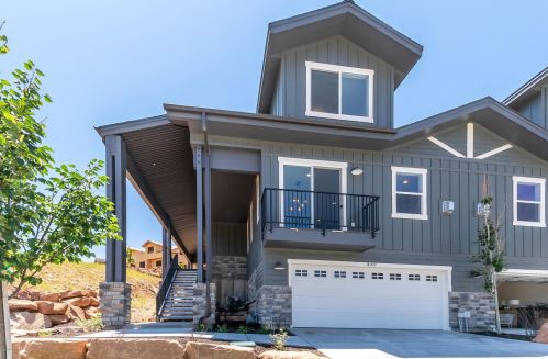 3390 Santa Fe Rd, Park City, UT 84098-4624
