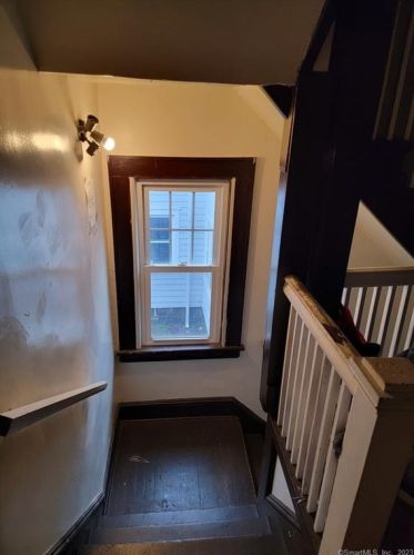 120 Herkimer St, Bridgeport CT 06604-1937 exterior