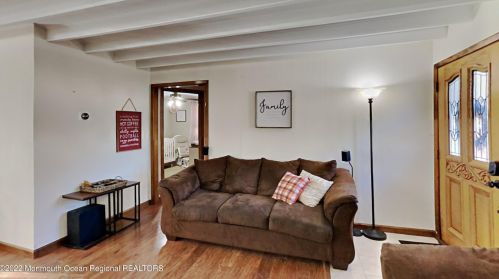 51 Birch Dr, Bricktown NJ 08723-6968 exterior