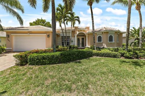 1441 Serenity Cir, Naples, FL 34110-4127