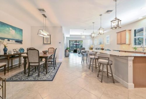 16157 Camden Lakes Cir, Naples FL  34110-2880 exterior