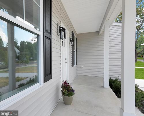 41 Irwin Pl, Trenton, NJ 08648-3901