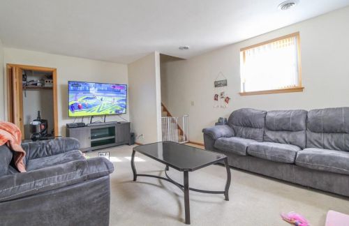1771 Briar Ln, Beloit WI  53511-2205 exterior