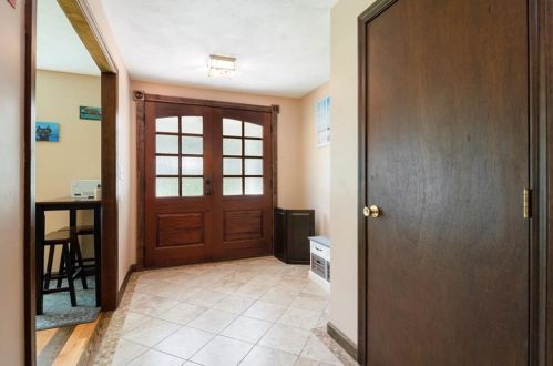 587 Shermantown Rd, South Kingstown, RI 02874-2009