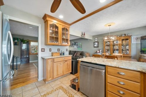 105 Carter Ter, Hackettstown NJ  07840-1002 exterior