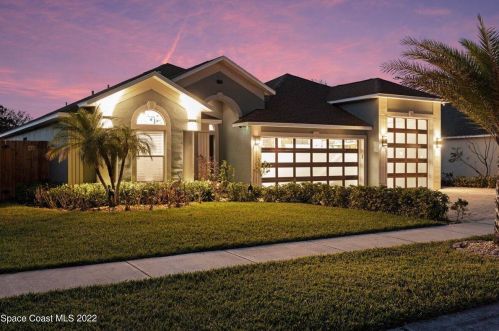 3949 Rolling Hill Dr, Titusville FL  32796-1107 exterior