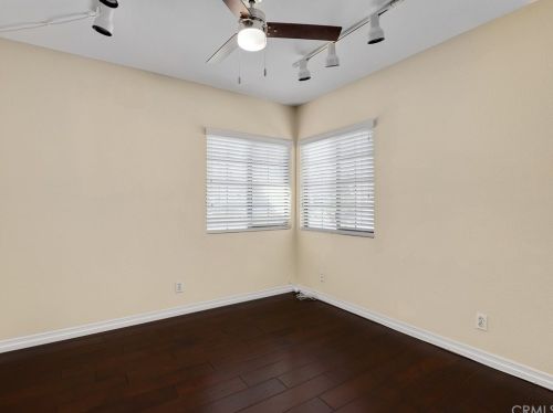 2752 Simi Hills Ln, Simi Valley CA  93063-2490 exterior