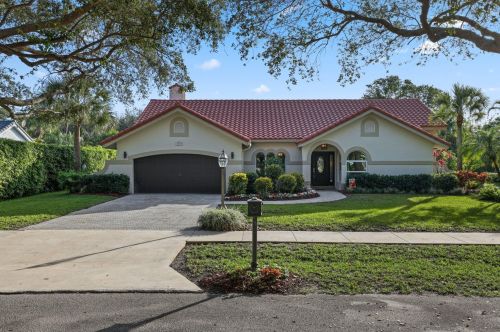 2225 Rabbit Hollowe Cir, Delray Beach, FL 33445-6693