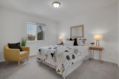 437 Creekside Dr, Grayson CA  95363-8834 exterior