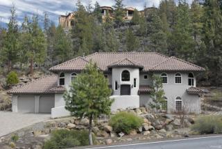 2279 Putnam Rd, Bend, OR 97701-5921