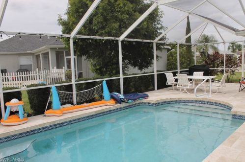 4501 Varsity Lakes Ct, Lehigh Acres FL  33971-2053 exterior