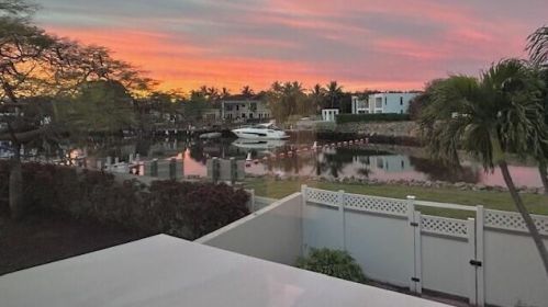 134 Harbor Cir, Delray Beach FL  33483-8005 exterior