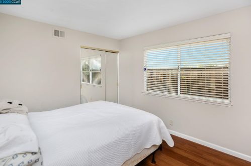 6325 Mt Olympus Dr, Hayward CA 94552-1935 exterior