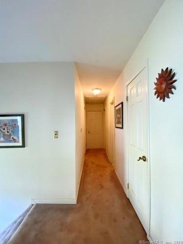 242 Dahlia Dr, Mahopac NY  10541-3768 exterior