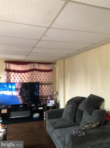 116 Monroe St, West Deptford NJ  08066-1341 exterior