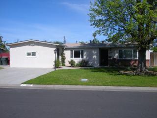 8185 Venn Ct, Sacramento, CA 95828-3510