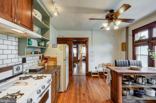 546 Orange St, Lancaster PA  17603-3669 exterior