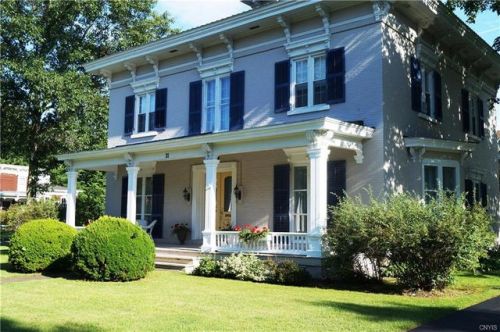 31 Church St, Empeyville, NY 13316-1429