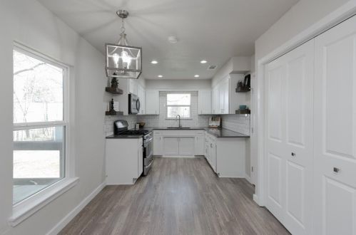 918 Hillcrest St, Denton TX  76201-2407 exterior