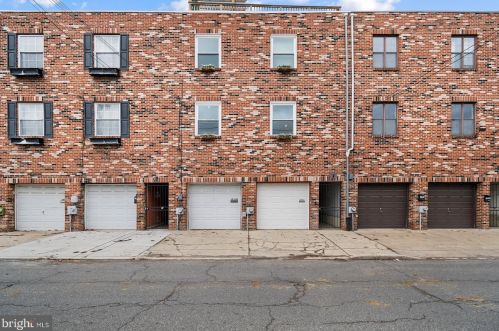 1711 Fitzwater St, Philadelphia, PA 19146-1929