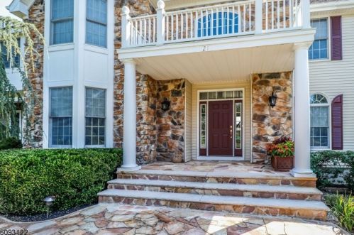 21 Patrick Henry Pl, East Amwell Township, NJ 08551-1805