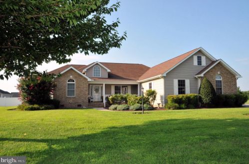 125 Lucky Ben Dr, Harrington, DE 19952-6049