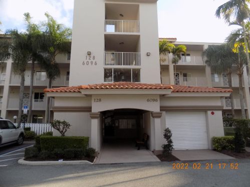 6096 Huntwick Ter, Delray Beach, FL 33484-1844